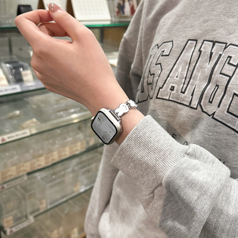 Miffy Rabbit Leather Watch Ban – обзор и цена Apple Watch Band